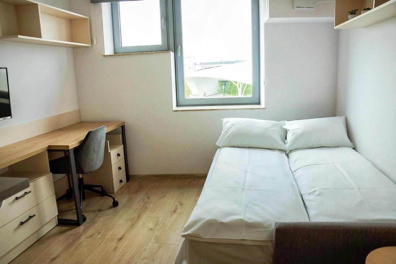Starter III Apart otel Wroclaw Dış mekan fotoğraf