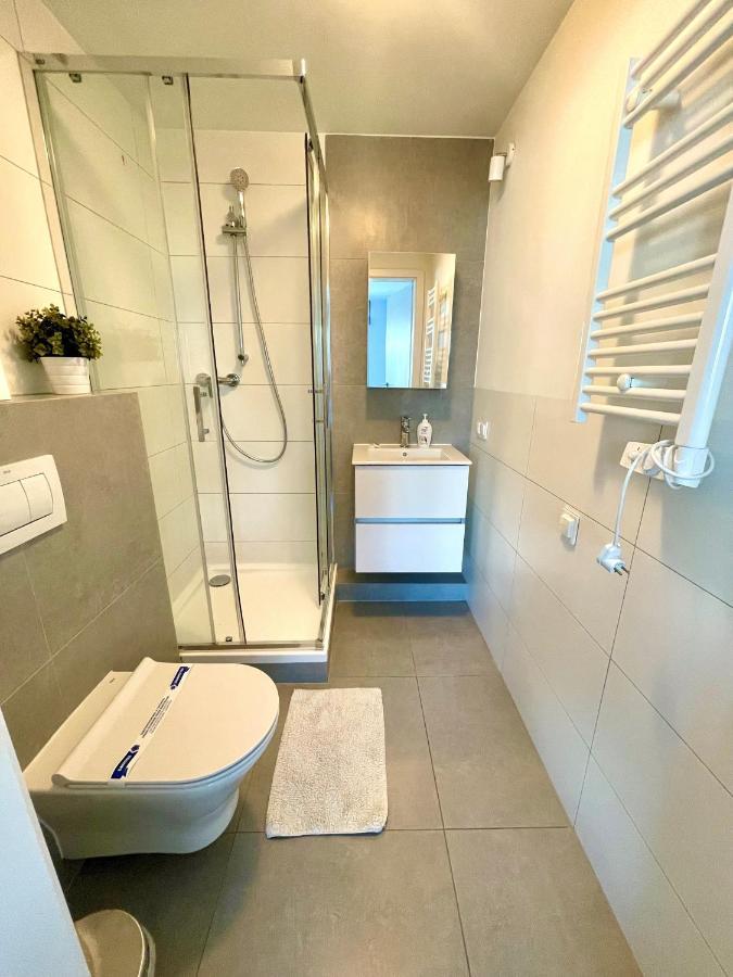 Starter III Apart otel Wroclaw Dış mekan fotoğraf